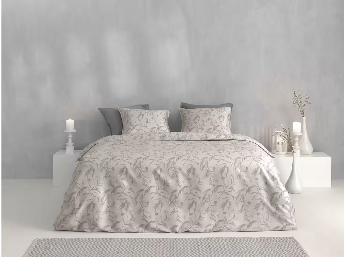 2 x Zo Home Bettwäsche „Fiori di Satinado Forest Sand“ 135x200 edler Glanz, feiner Schlafkomfort 4tlg